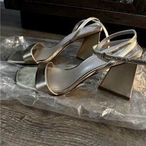 BP Nordstrom Gold Strappy Triangle Block Heels 👠